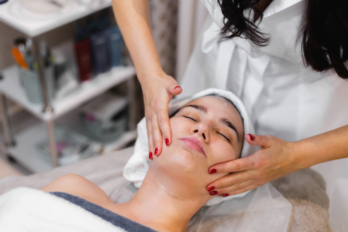 FYC Bridal Facial (10 Steps)